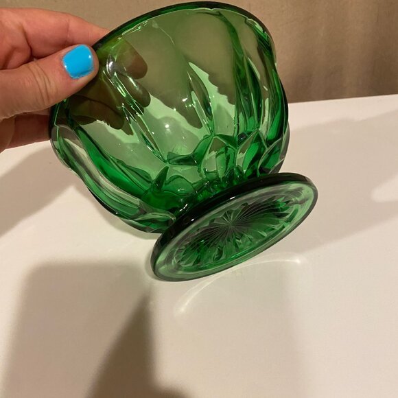 Vintage Green Glass Pedestal Candy Dish MCM 4x6 Coastal Look - Picture 2 of 3
